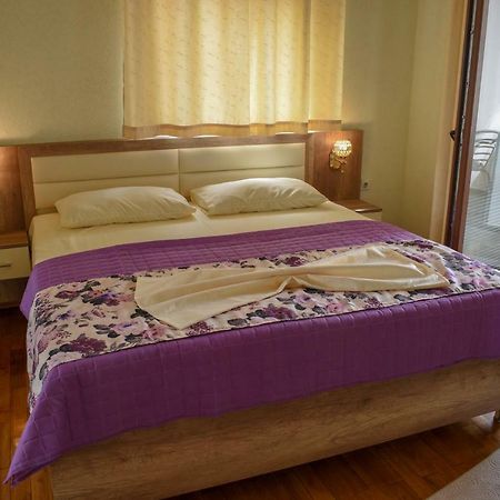 Guest House Alea Улцинь Экстерьер фото