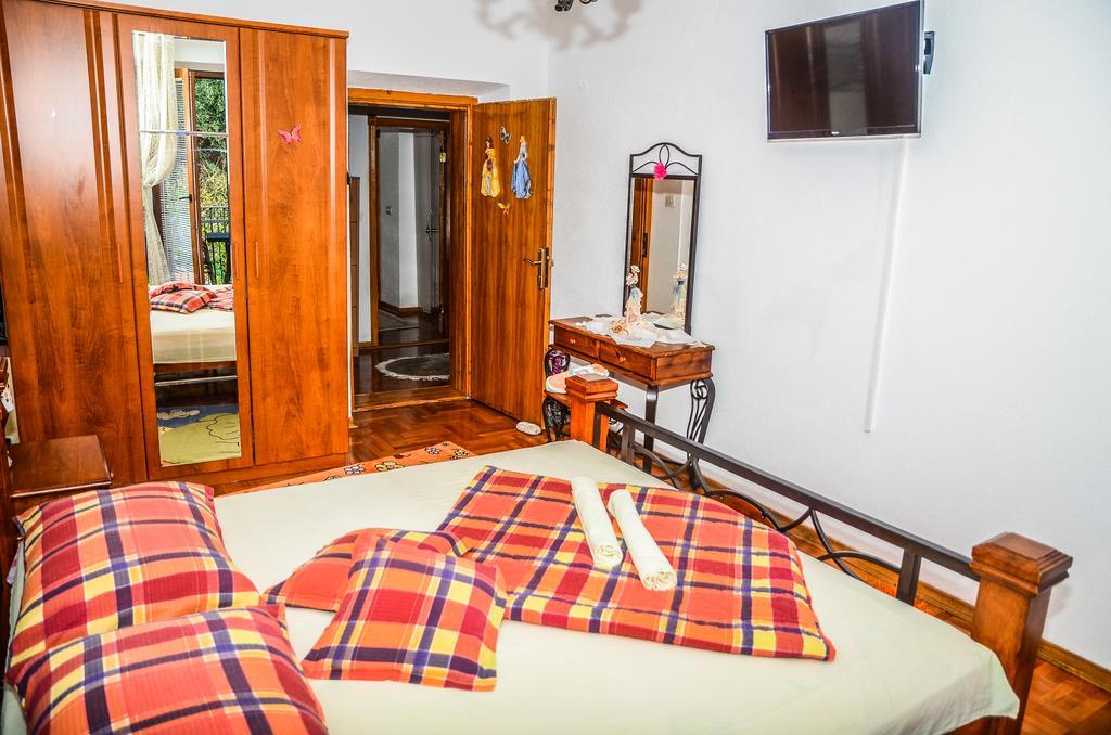 Guest House Alea Улцинь Экстерьер фото