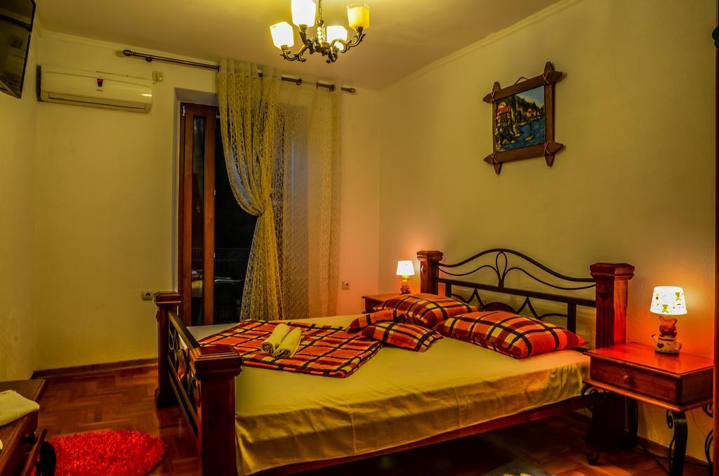 Guest House Alea Улцинь Экстерьер фото