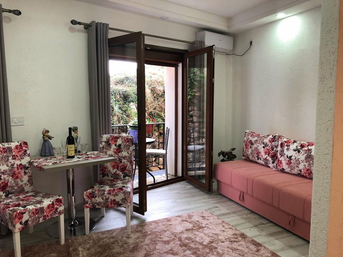 Guest House Alea Улцинь Экстерьер фото