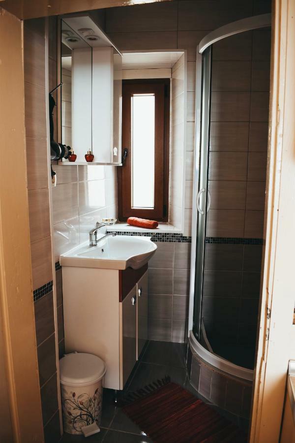 Guest House Alea Улцинь Экстерьер фото