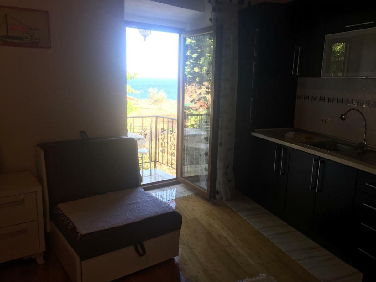 Guest House Alea Улцинь Экстерьер фото