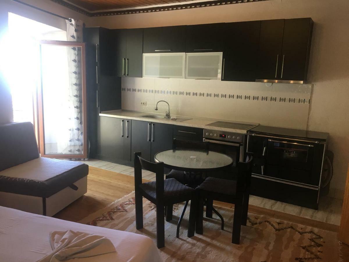Guest House Alea Улцинь Экстерьер фото